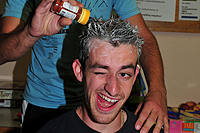 Hairstyling beim Lagertoto