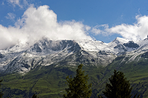 Neuschnee auf der Rothornseite (Richtung Arosa)