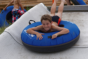 Action auf der Tubing-Bahn